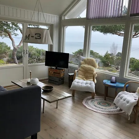Coastal With Panoramic Views In Fredrikstad Semesterbostad